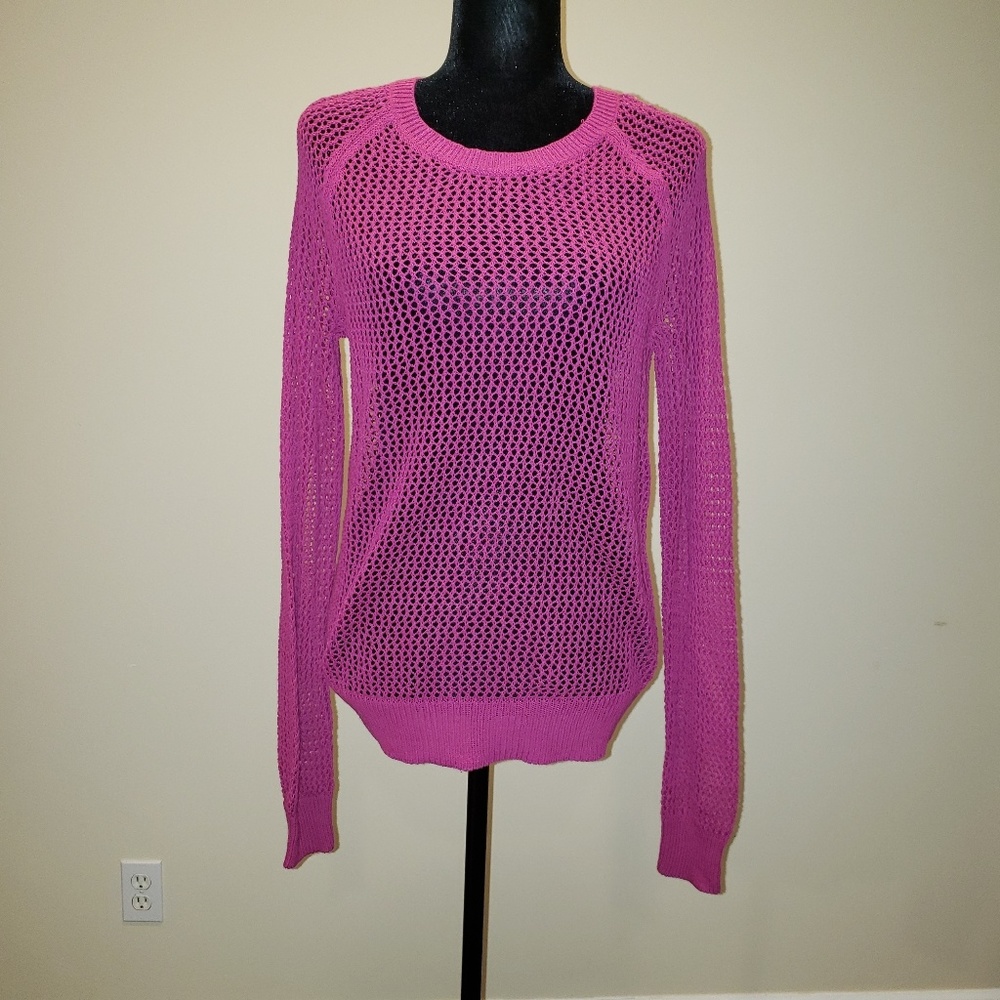 Halogen Fishnet Top size L